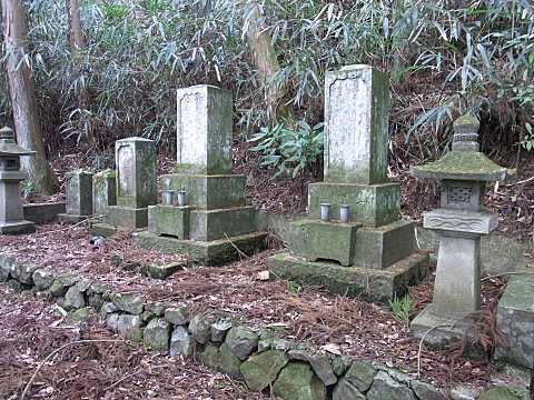 勝山氏の墓地