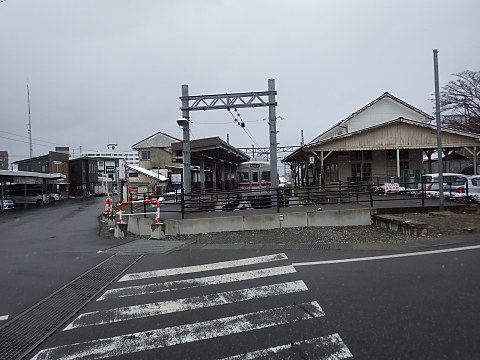 長野電鉄湯田中駅
